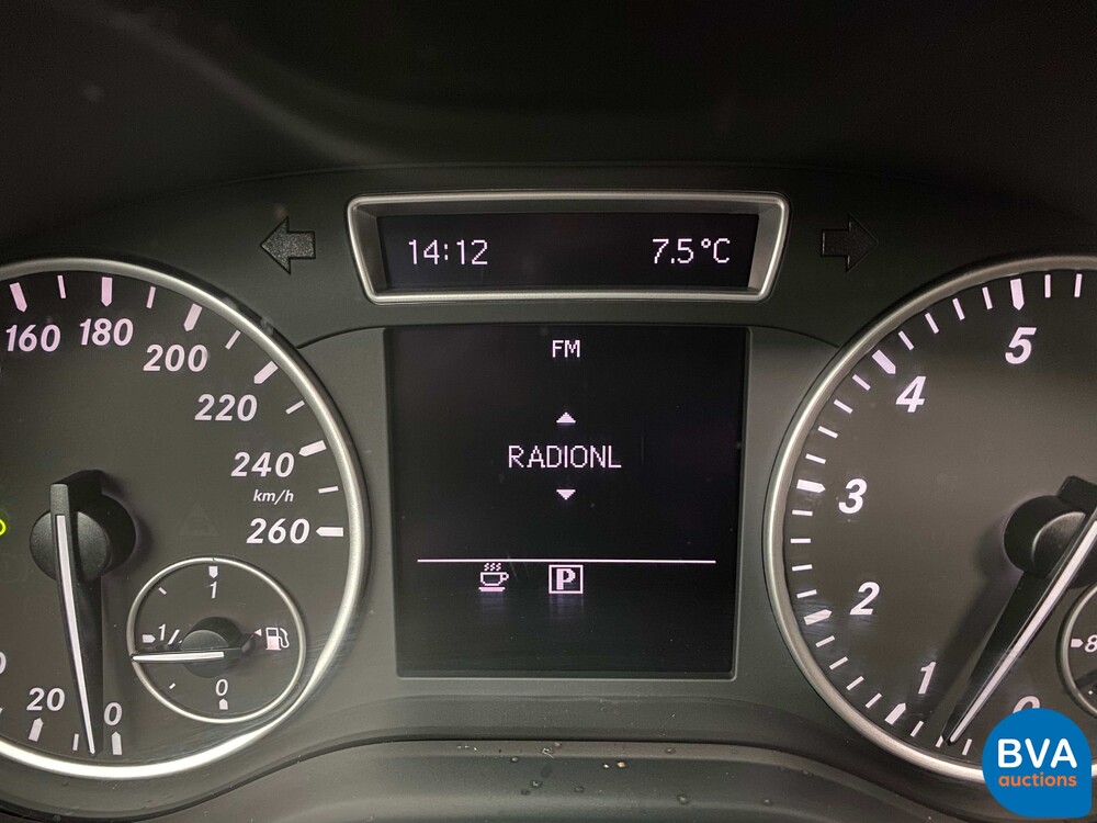 Mercedes-Benz B180 Blue Efficiency 122pk B-Klasse Ambition 2012 -Org NL-, 13-XKS-1