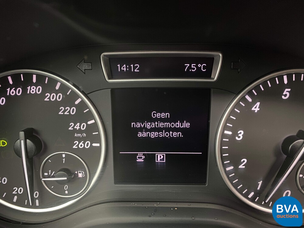 Mercedes-Benz B180 Blue Efficiency 122pk B-Klasse Ambition 2012 -Org NL-, 13-XKS-1