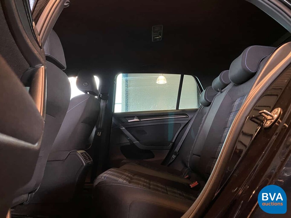 Volkswagen Golf GTE 1.4 TSI 204pk 2015 -Origineel NL-, GT-743-V