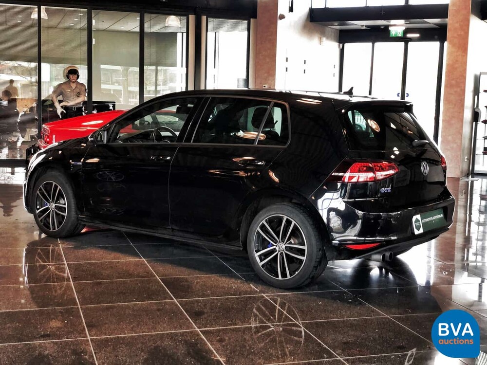 Volkswagen Golf GTE 1.4 TSI 204pk 2015 -Origineel NL-, GT-743-V