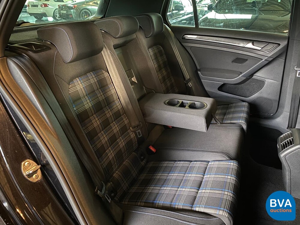 Volkswagen Golf GTE 1.4 TSI 204pk 2015 -Origineel NL-, GT-743-V