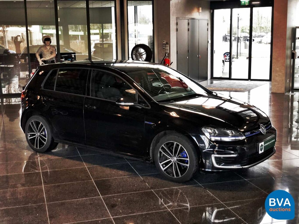 Volkswagen Golf GTE 1.4 TSI 204pk 2015 -Origineel NL-, GT-743-V