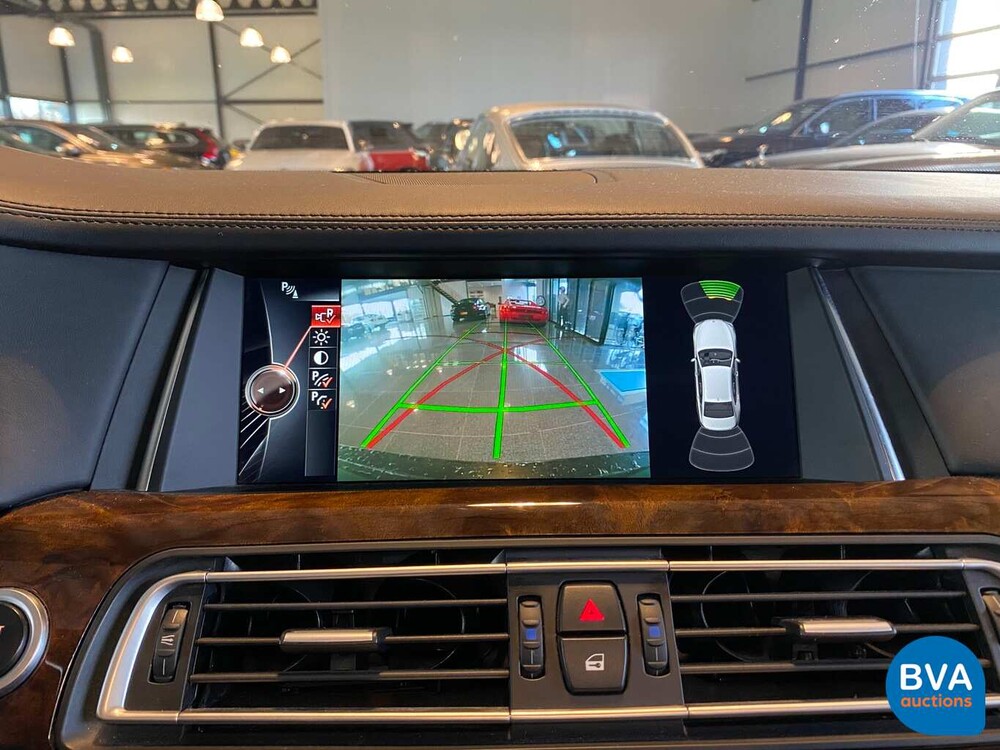 BMW 760i 544pk V12 Turbo 2014 7-serie Individual, G-433-BG