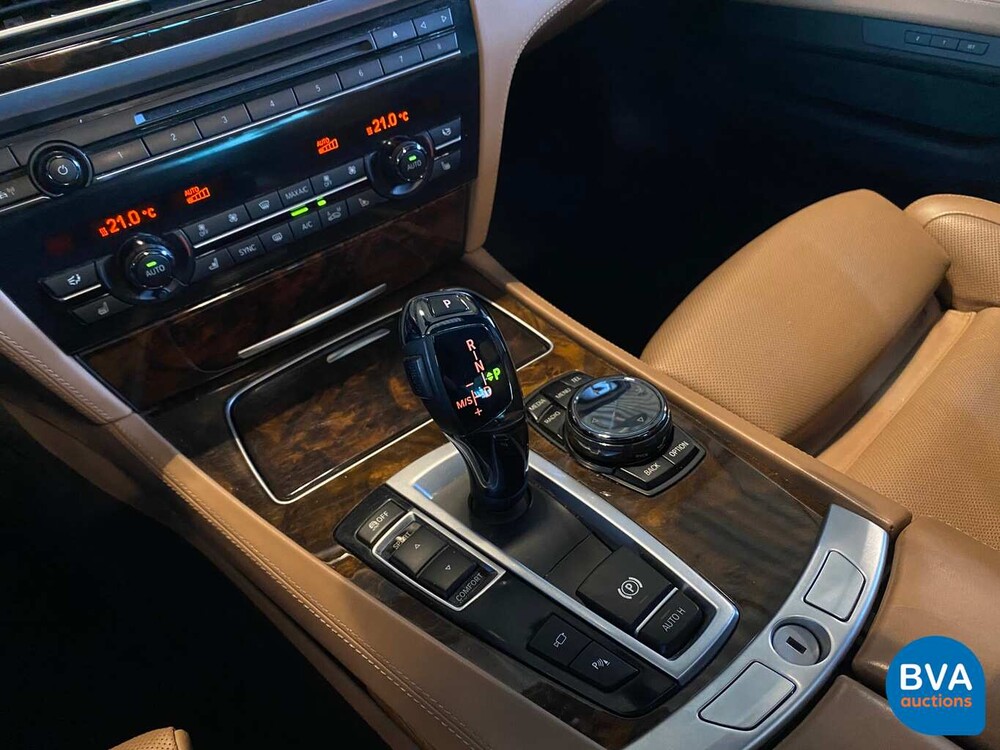 BMW 760i 544pk V12 Turbo 2014 7-serie Individual, G-433-BG