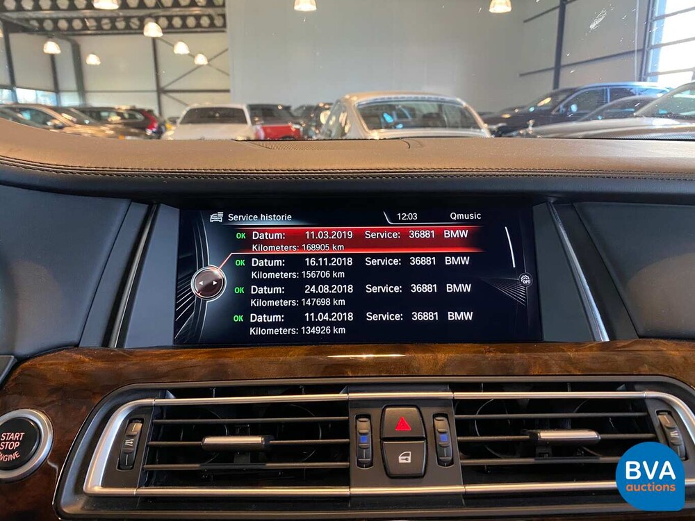 BMW 760i 544pk V12 Turbo 2014 7-serie Individual, G-433-BG