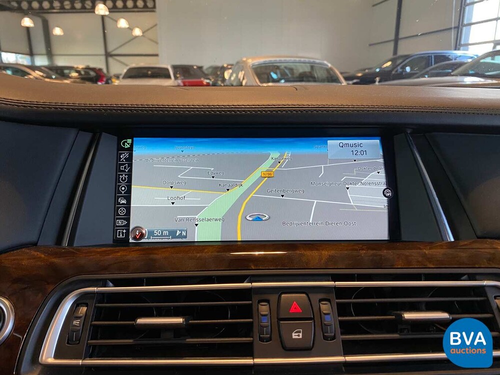 BMW 760i 544pk V12 Turbo 2014 7-serie Individual, G-433-BG