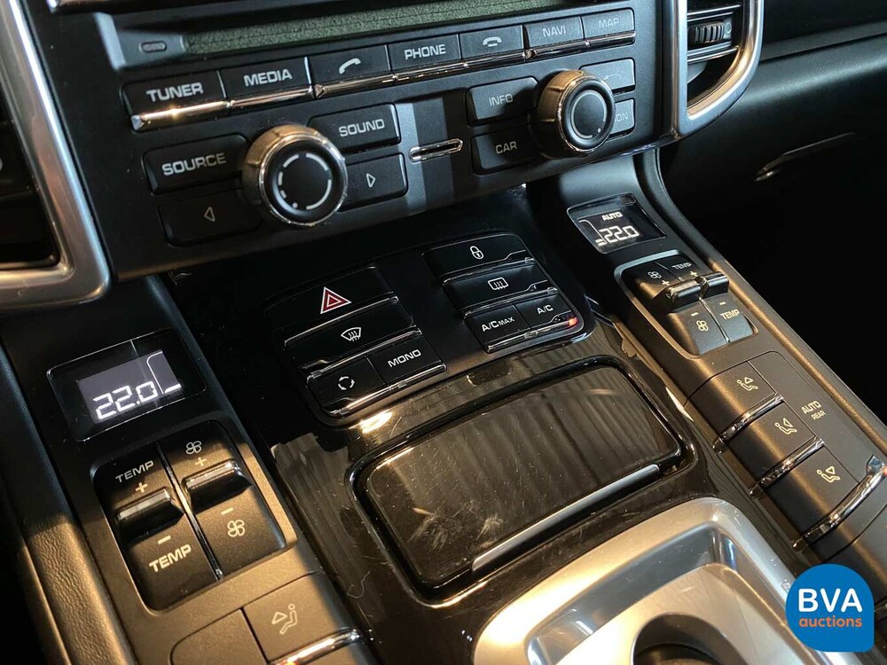 Porsche Cayenne 3.6 V6 TipTronic 2012, 9-KJP-34