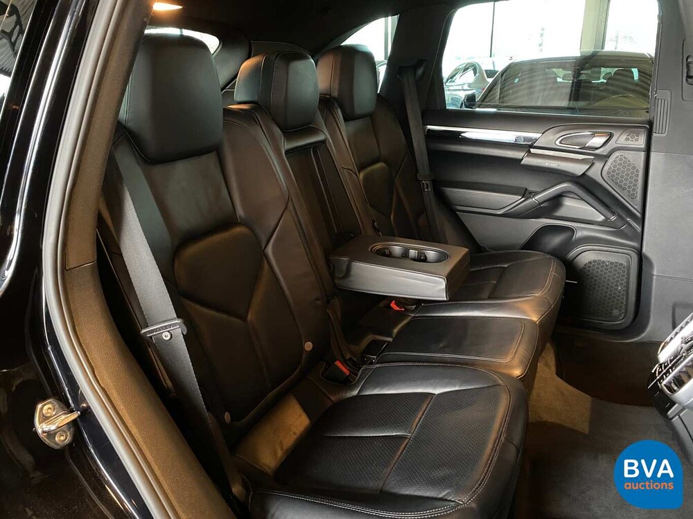 Porsche Cayenne 3.6 V6 TipTronic 2012, 9-KJP-34