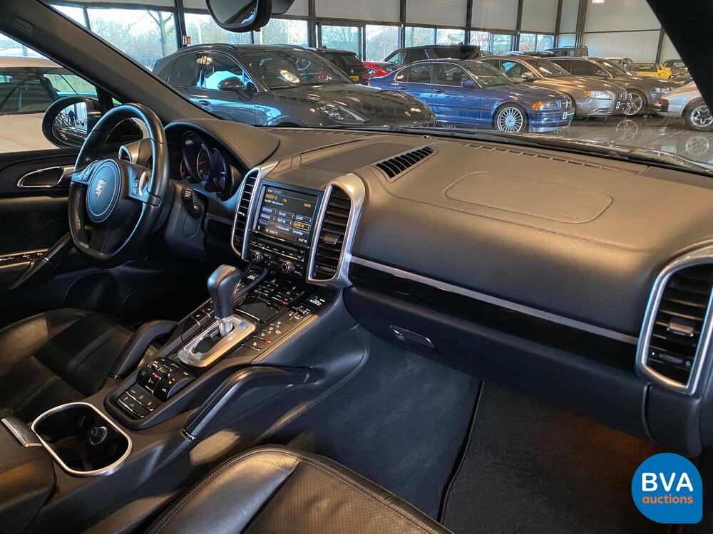 Porsche Cayenne 3.6 V6 TipTronic 2012, 9-KJP-34