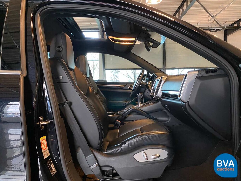 Porsche Cayenne 3.6 V6 TipTronic 2012, 9-KJP-34