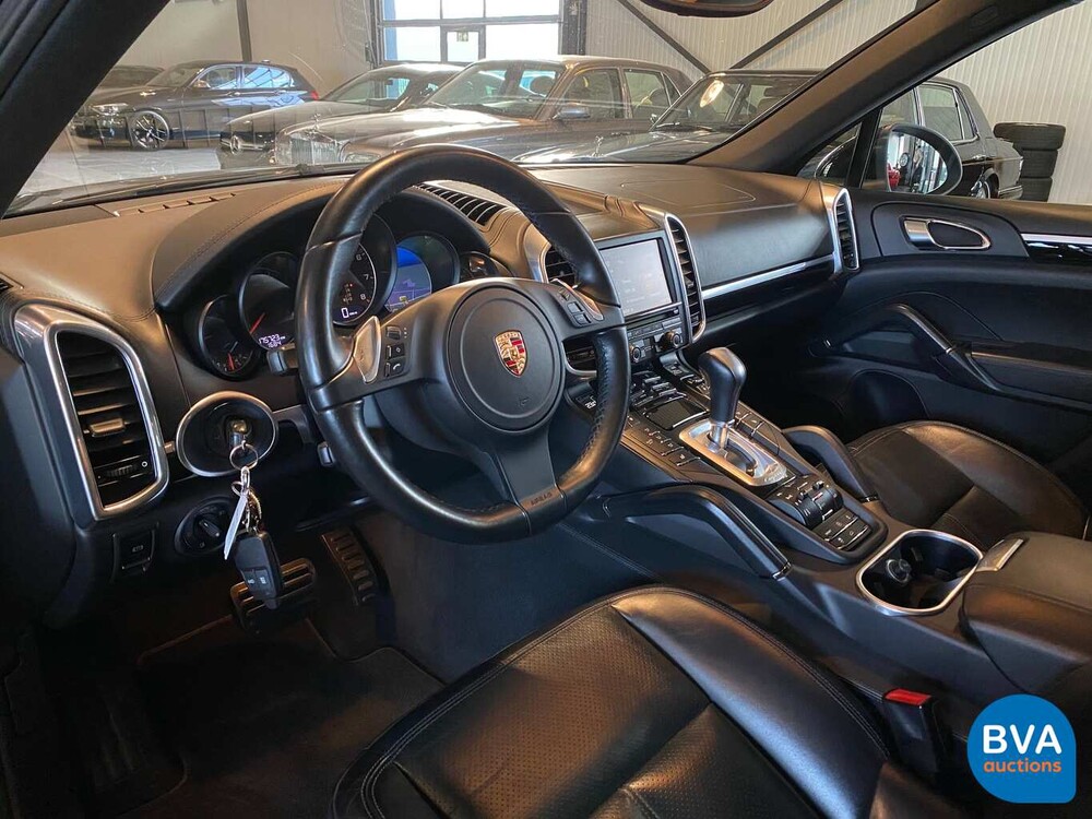 Porsche Cayenne 3.6 V6 TipTronic 2012, 9-KJP-34