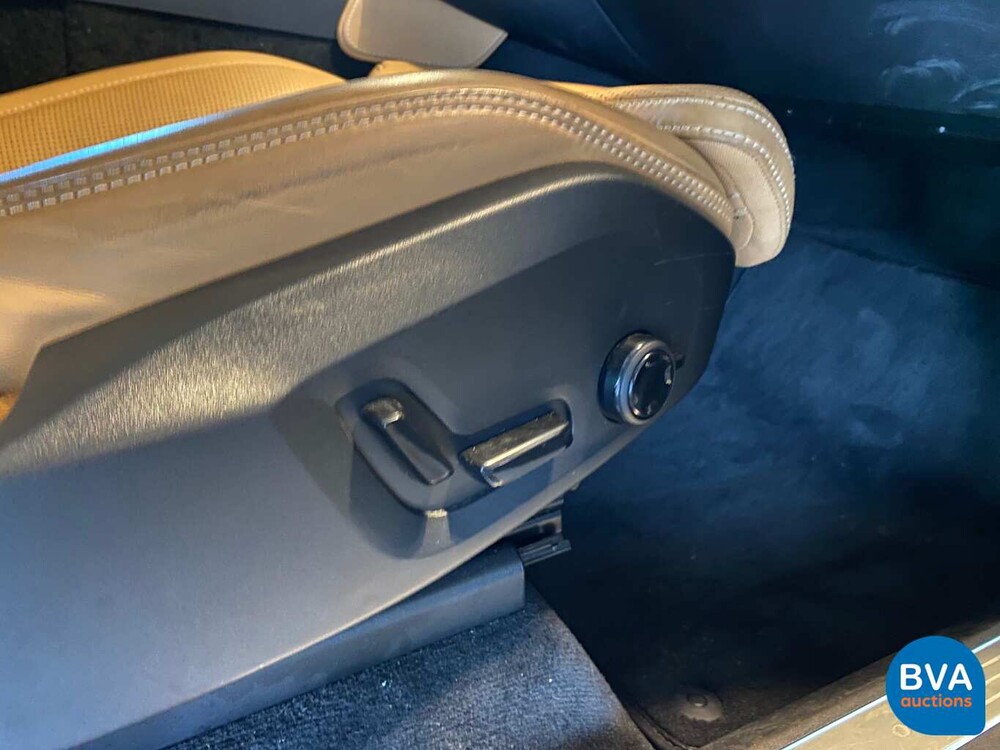 Volvo XC90 2.0 T8 TwinEngine AWD Inscription 407pk 2015 7-Persoons -Origineel NL-, HJ-360-S