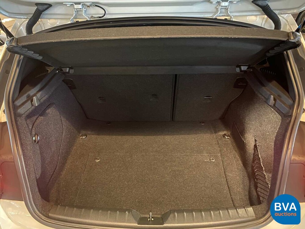 BMW 118i Sport Line Shadowline 1-serie 170pk 2012, G-676-KL