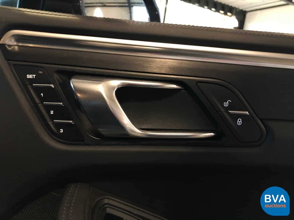 Porsche Macan GTS V6 Bi-Turbo 360pk 2016 Facelift