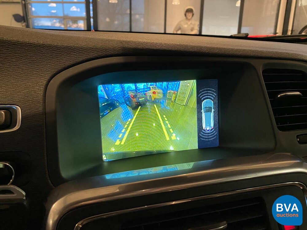 Volvo V60 D5 TwinEngine 230pk Special Edition 2015 -Origineel NL-, GT-235-V