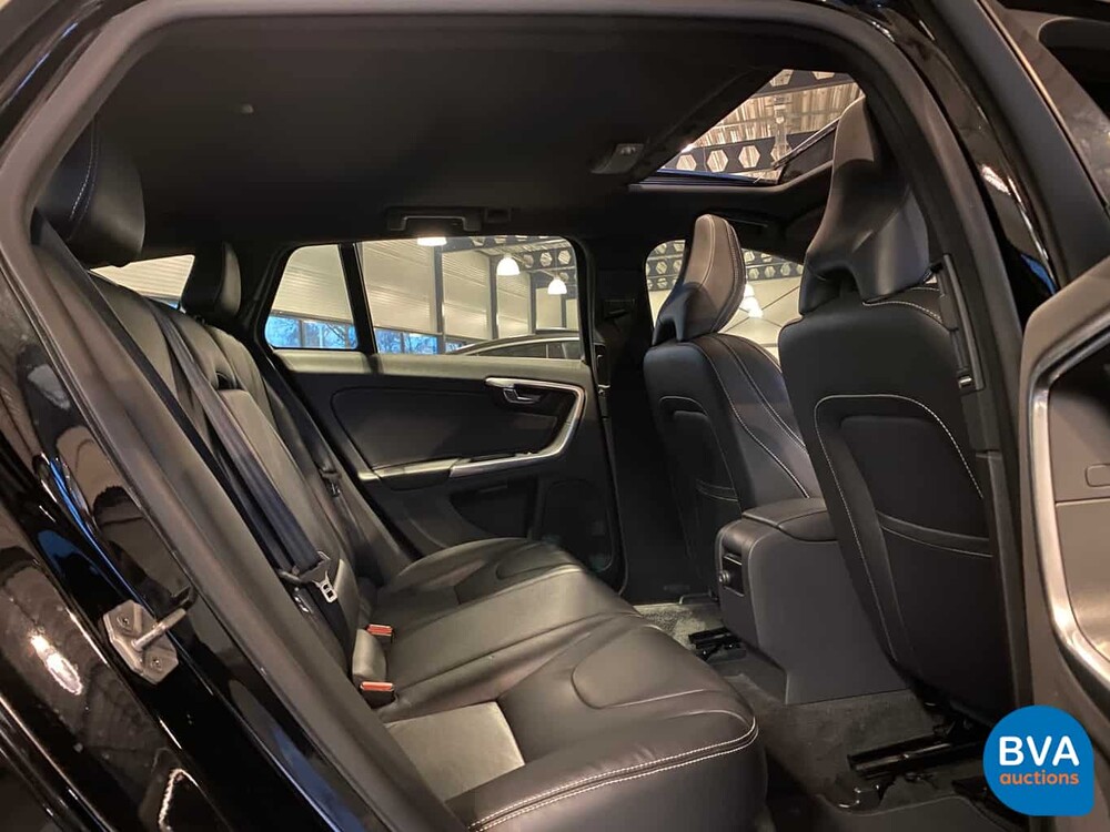 Volvo V60 D5 TwinEngine 230pk Special Edition 2015 -Origineel NL-, GT-235-V
