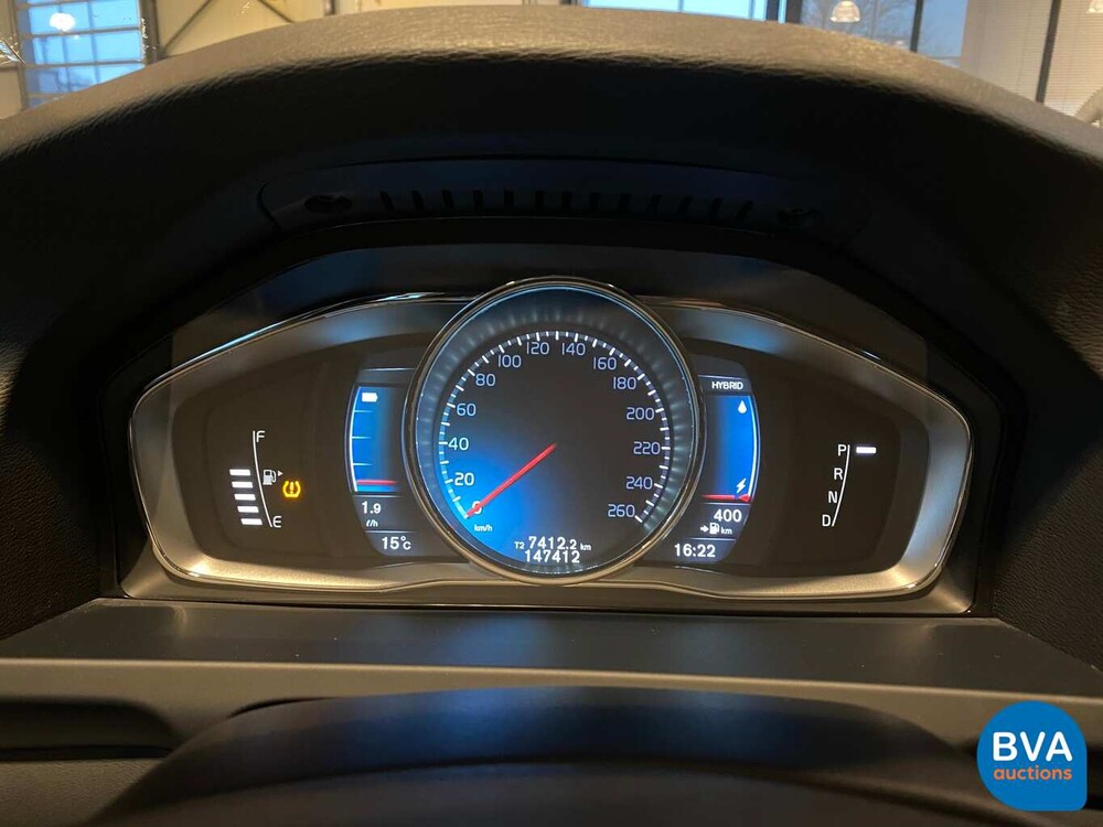 Volvo V60 D5 TwinEngine 230pk Special Edition 2015 -Origineel NL-, GT-235-V