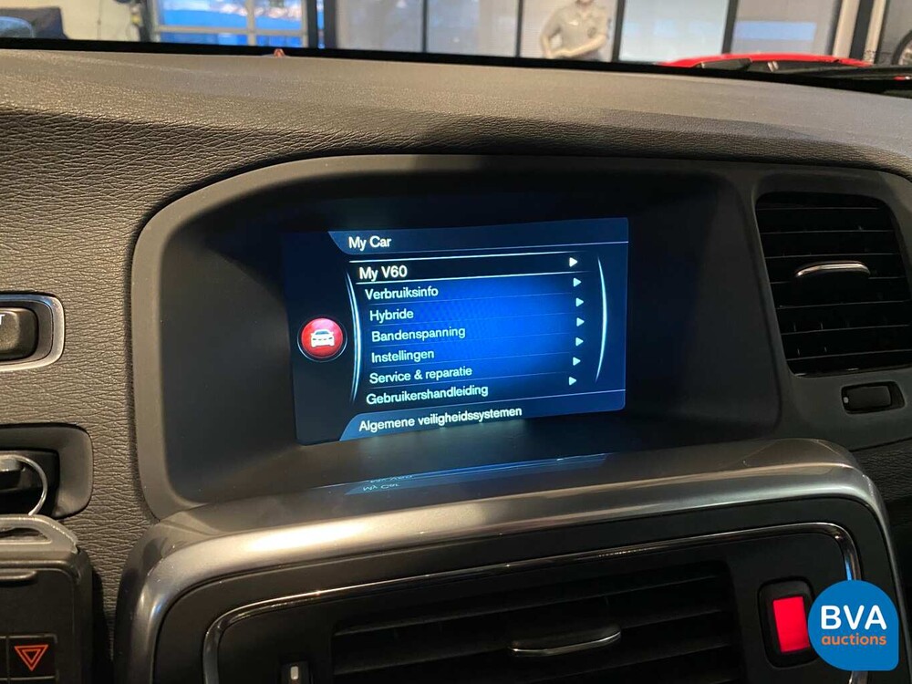 Volvo V60 D5 TwinEngine 230pk Special Edition 2015 -Origineel NL-, GT-235-V