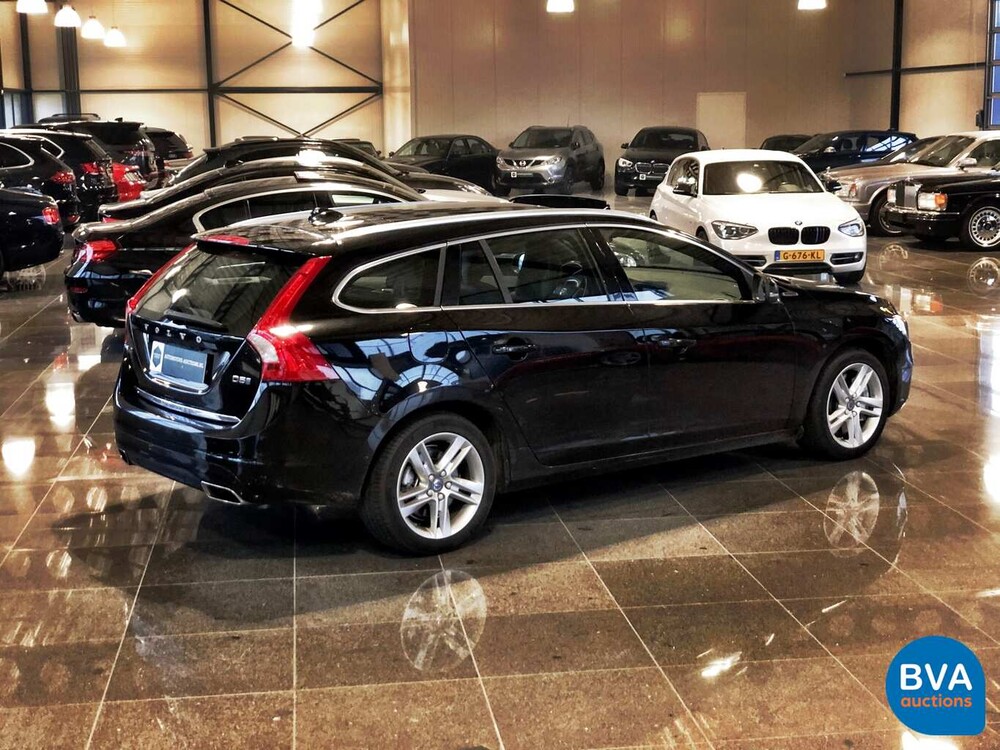 Volvo V60 D5 TwinEngine 230pk Special Edition 2015 -Origineel NL-, GT-235-V