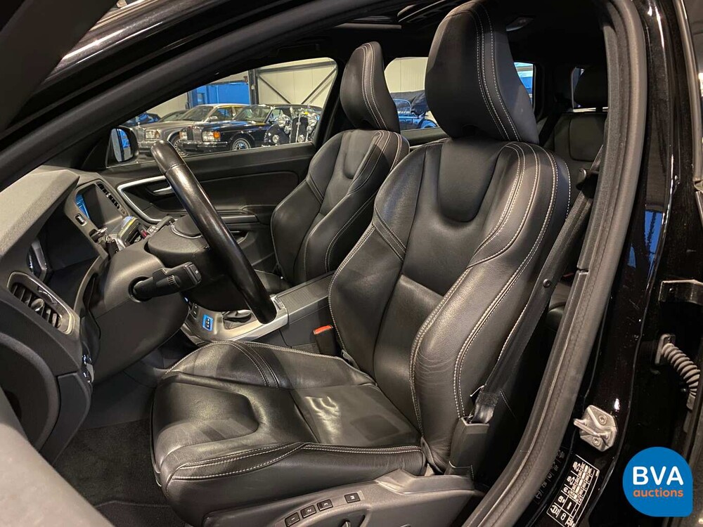Volvo V60 D5 TwinEngine 230pk Special Edition 2015 -Origineel NL-, GT-235-V