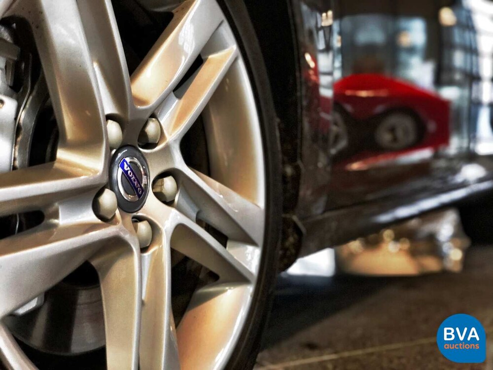 Volvo V60 D5 TwinEngine 230pk Special Edition 2015 -Origineel NL-, GT-235-V