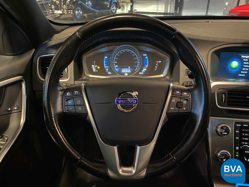Volvo V60 D5 TwinEngine 230pk Special Edition 2015 -Origineel NL-, GT-235-V