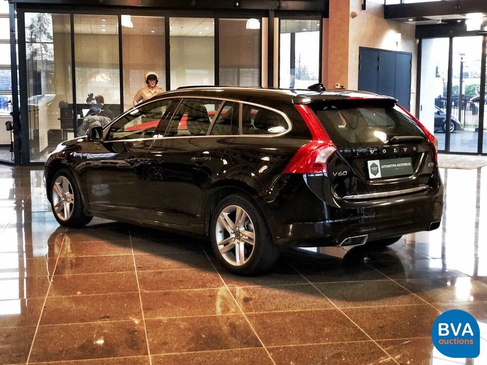 Volvo V60 D5 TwinEngine 230pk Special Edition 2015 -Origineel NL-, GT-235-V