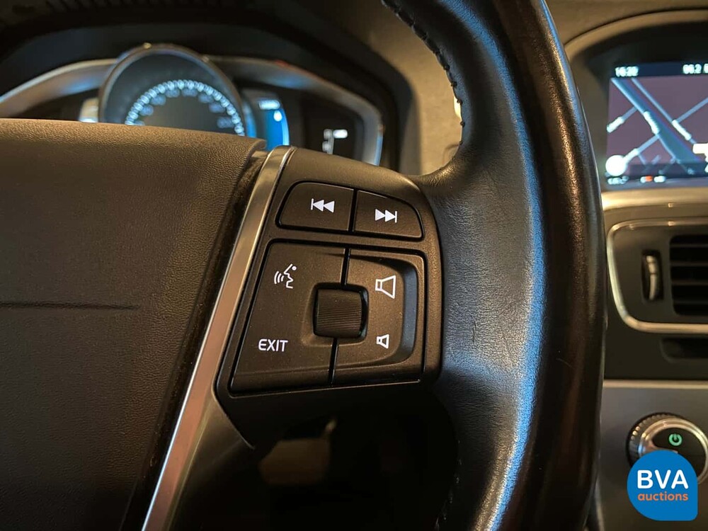 Volvo V60 D5 TwinEngine 230pk Special Edition 2015 -Origineel NL-, GT-235-V