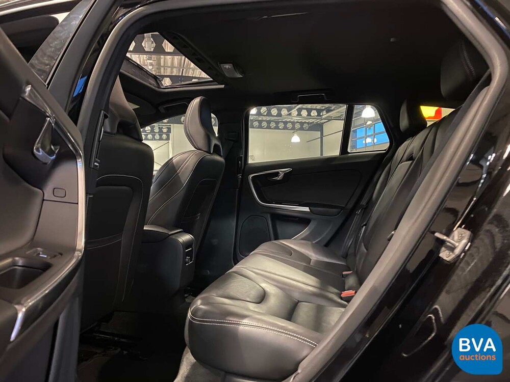 Volvo V60 D5 TwinEngine 230pk Special Edition 2015 -Origineel NL-, GT-235-V