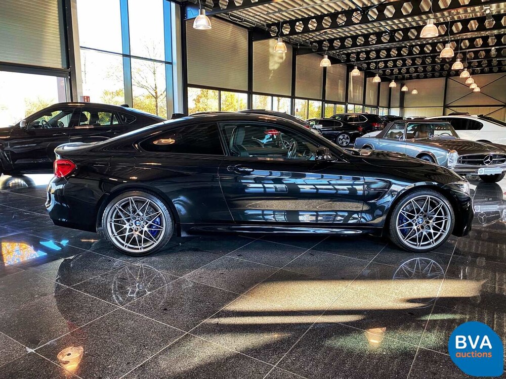 BMW M4 Competition 450pk Drivelogic Coupe 4-serie 2018 M-Performance