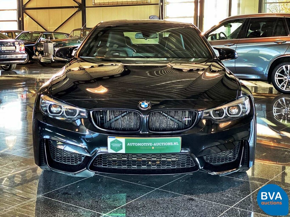 BMW M4 Competition 450pk Drivelogic Coupe 4-serie 2018 M-Performance