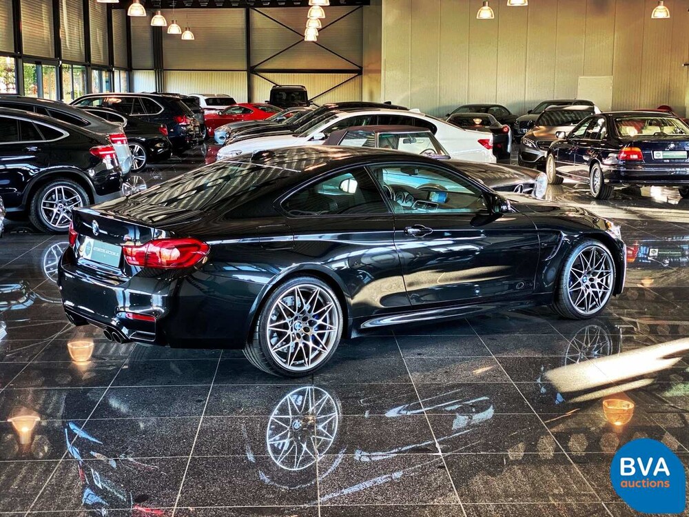 BMW M4 Competition 450pk Drivelogic Coupe 4-serie 2018 M-Performance