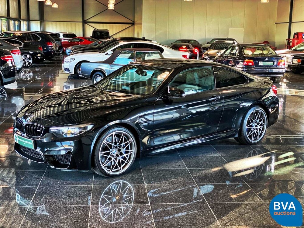 BMW M4 Competition 450pk Drivelogic Coupe 4-serie 2018 M-Performance