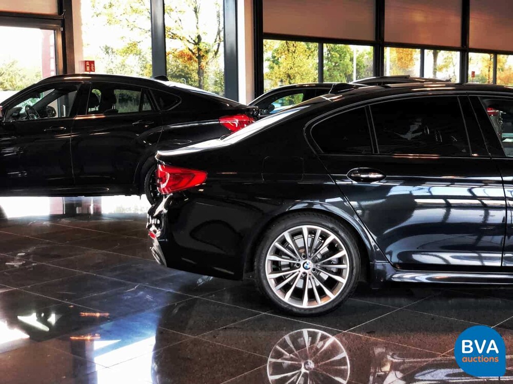 BMW 520i M-Sport Sedan 184pk 2018 -Org NL- 5-Serie, SL-177-T