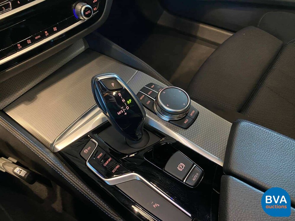 BMW 520i M-Sport Sedan 184pk 2018 -Org NL- 5-Serie, SL-177-T