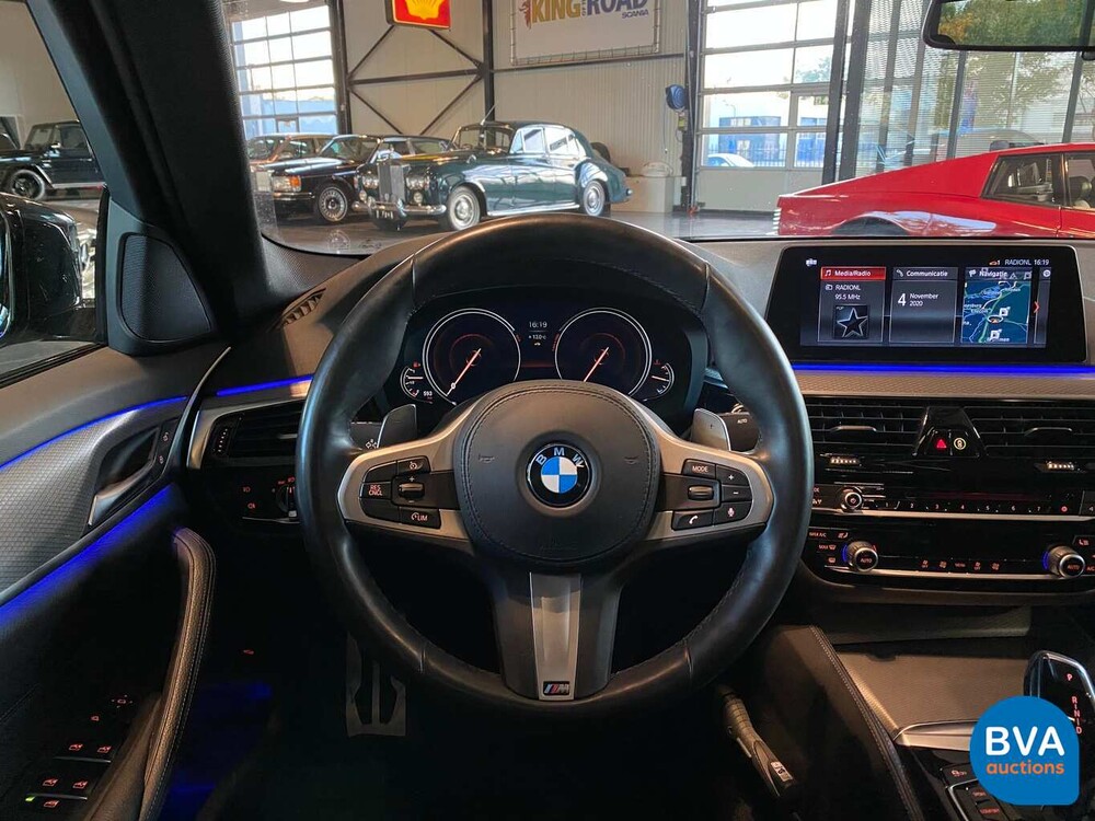 BMW 520i M-Sport Sedan 184pk 2018 -Org NL- 5-Serie, SL-177-T