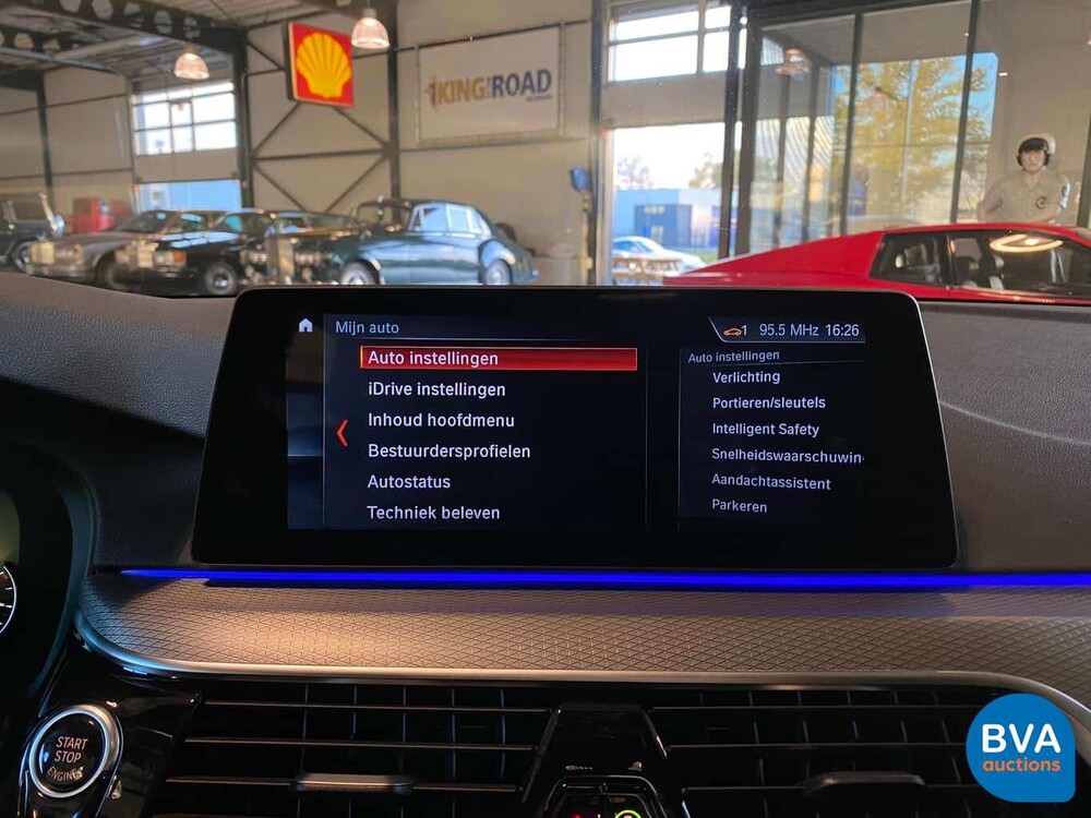 BMW 520i M-Sport Sedan 184pk 2018 -Org NL- 5-Serie, SL-177-T