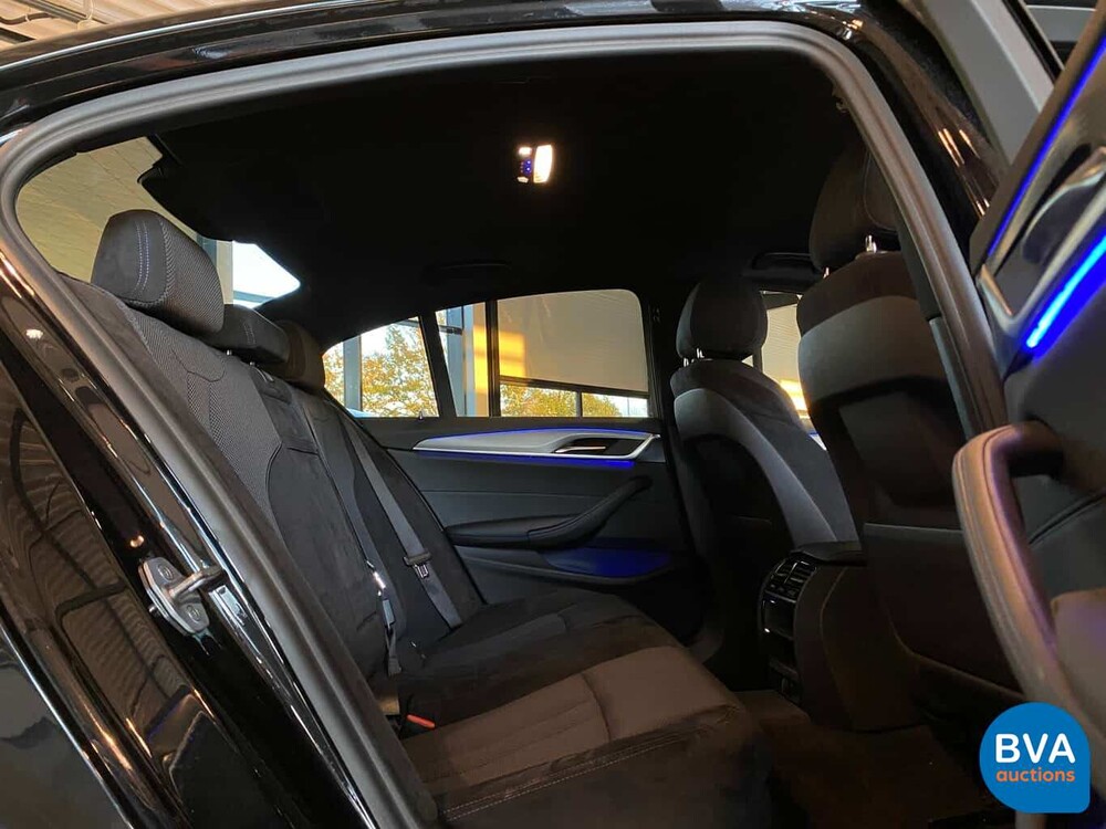 BMW 520i M-Sport Sedan 184pk 2018 -Org NL- 5-Serie, SL-177-T