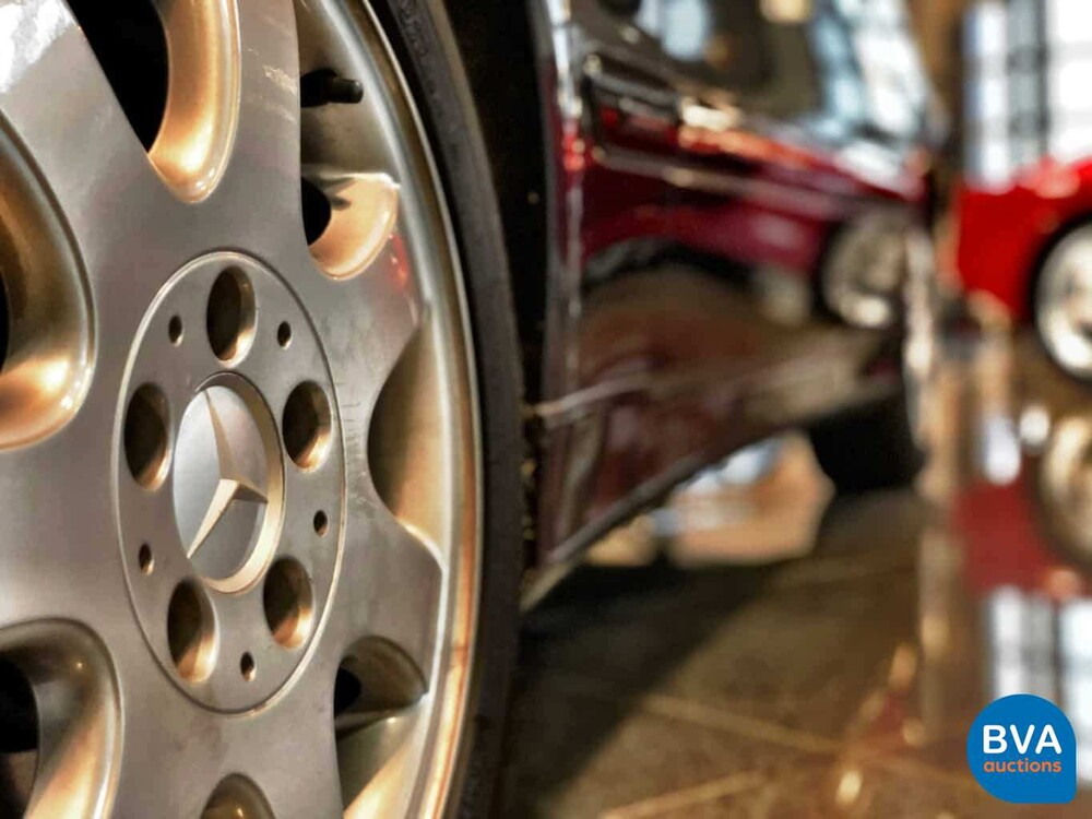 Mercedes-Benz CLK320 Coupé V6 218hp 2000, NF-660-S.