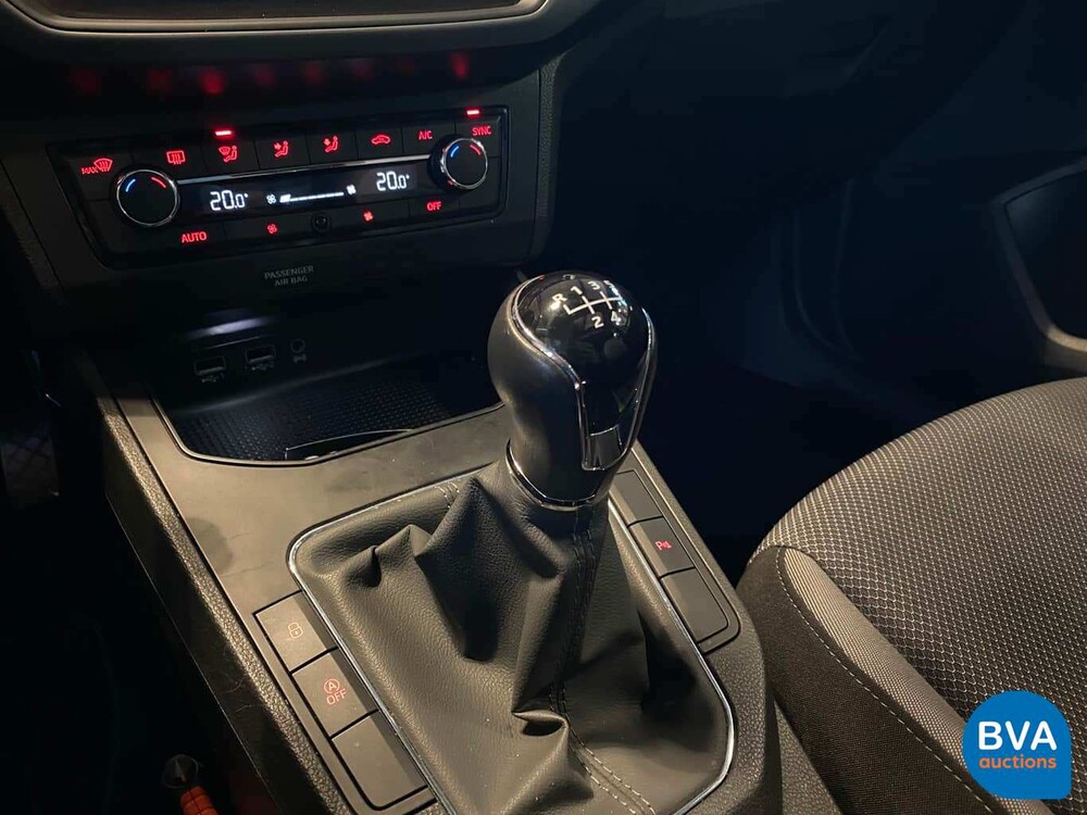 Seat Ibiza 1.0 TSI Style Business Intense 95pk Garantie 2019 -Origineell NL-, XG-585-J