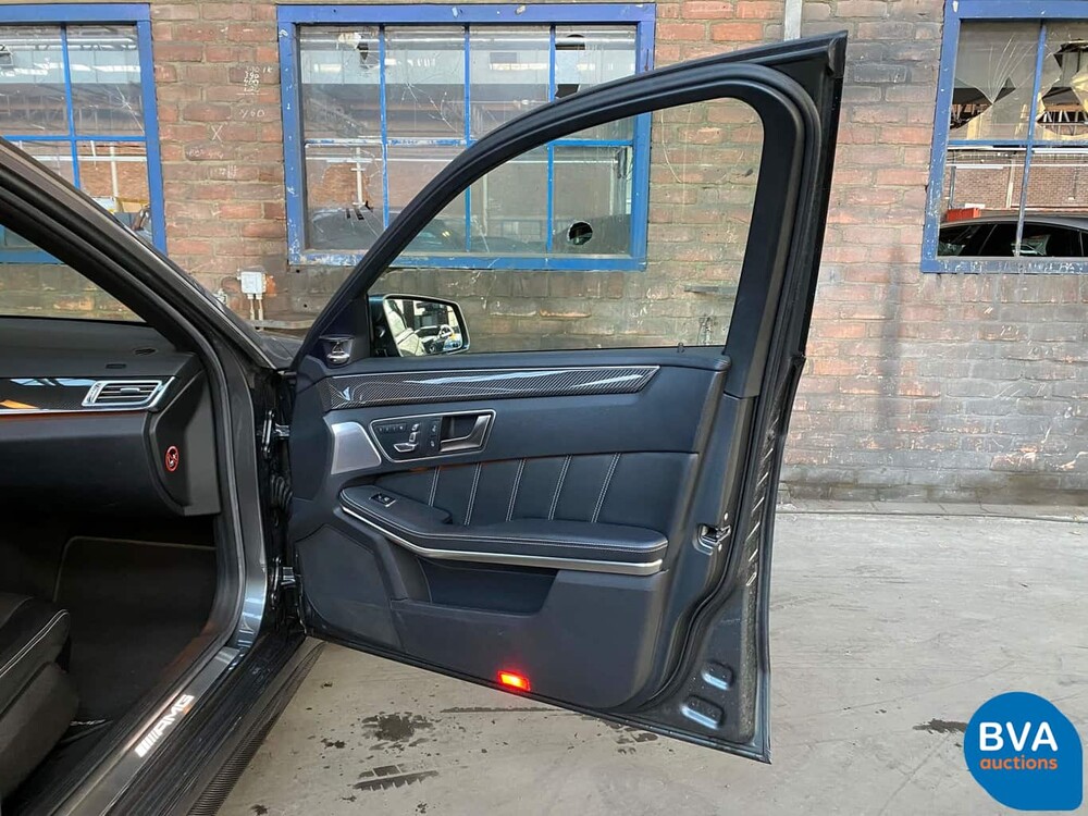 Mercedes-Benz E63 S AMG 4Matic 2015 FACELIFT E63s Carbon E-CLASS -Original NL, 5-ZGN-32.