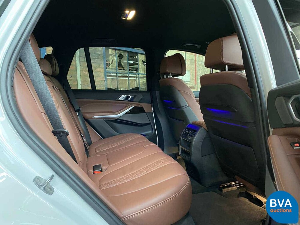 BMW X5 M50i xDrive M-Sport 4.4 V8 530 PS 2020 Shadow-Line -GARANTIE-.