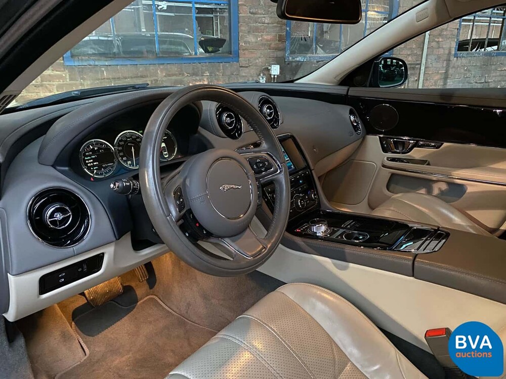 Jaguar XJ 3.0 V6D Portfolio 275 PS 2014, TS-960-J.