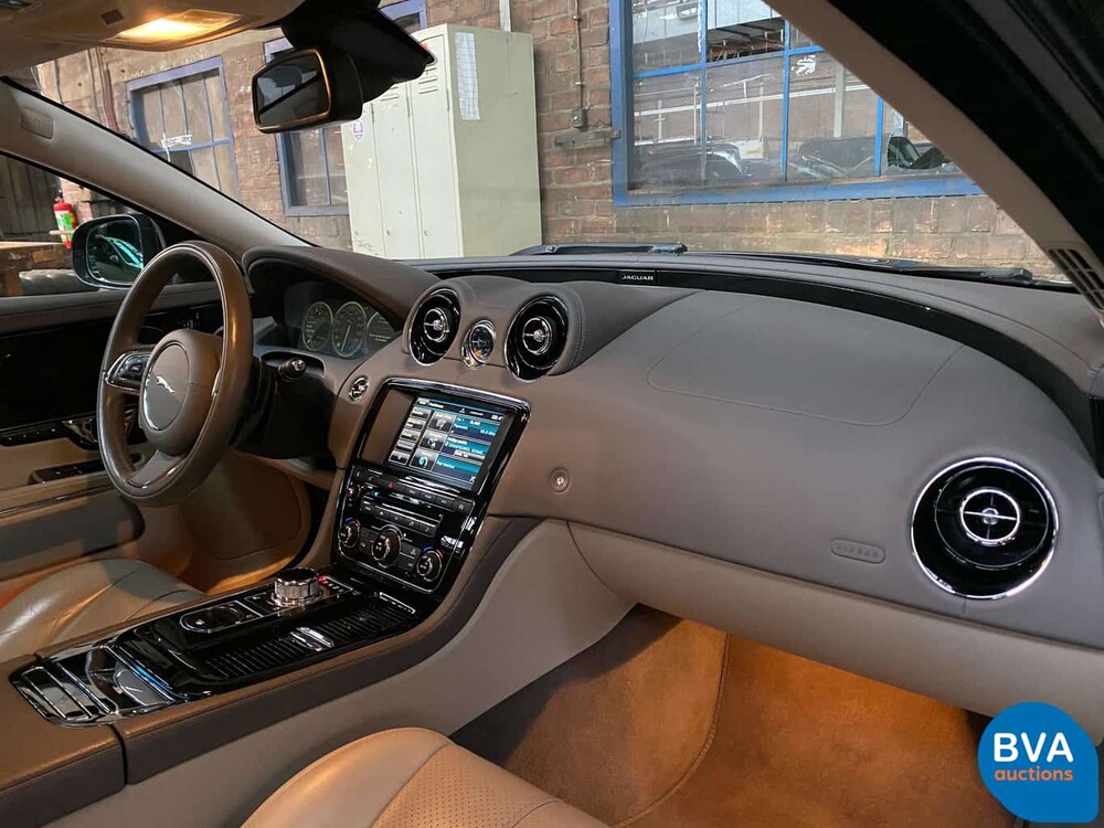 Jaguar XJ 3.0 V6D Portfolio 275 PS 2014, TS-960-J.