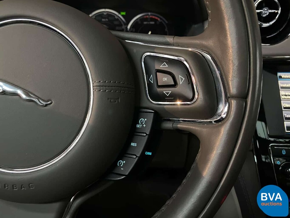 Jaguar XJ 3.0 V6D Portfolio 275 PS 2014, TS-960-J.
