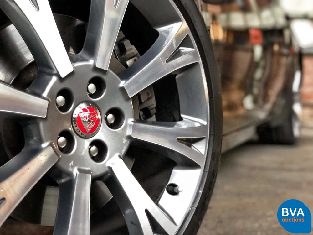 Jaguar XJ 3.0 V6D Portfolio 275 PS 2014, TS-960-J.