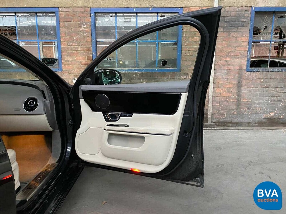 Jaguar XJ 3.0 V6D Portfolio 275 PS 2014, TS-960-J.