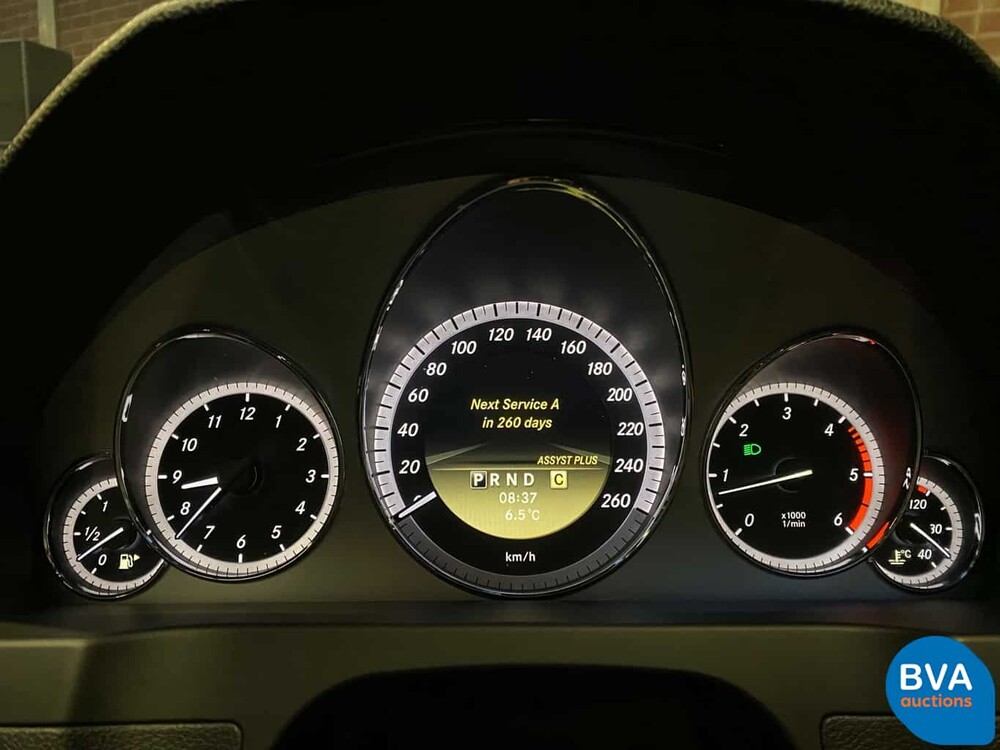 Mercedes-Benz C300 Limousine V6 231 PS C-Klasse 2010, J-380-TH.