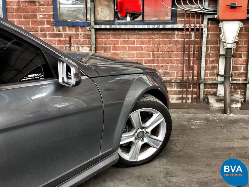 Mercedes-Benz C300 Limousine V6 231 PS C-Klasse 2010, J-380-TH.