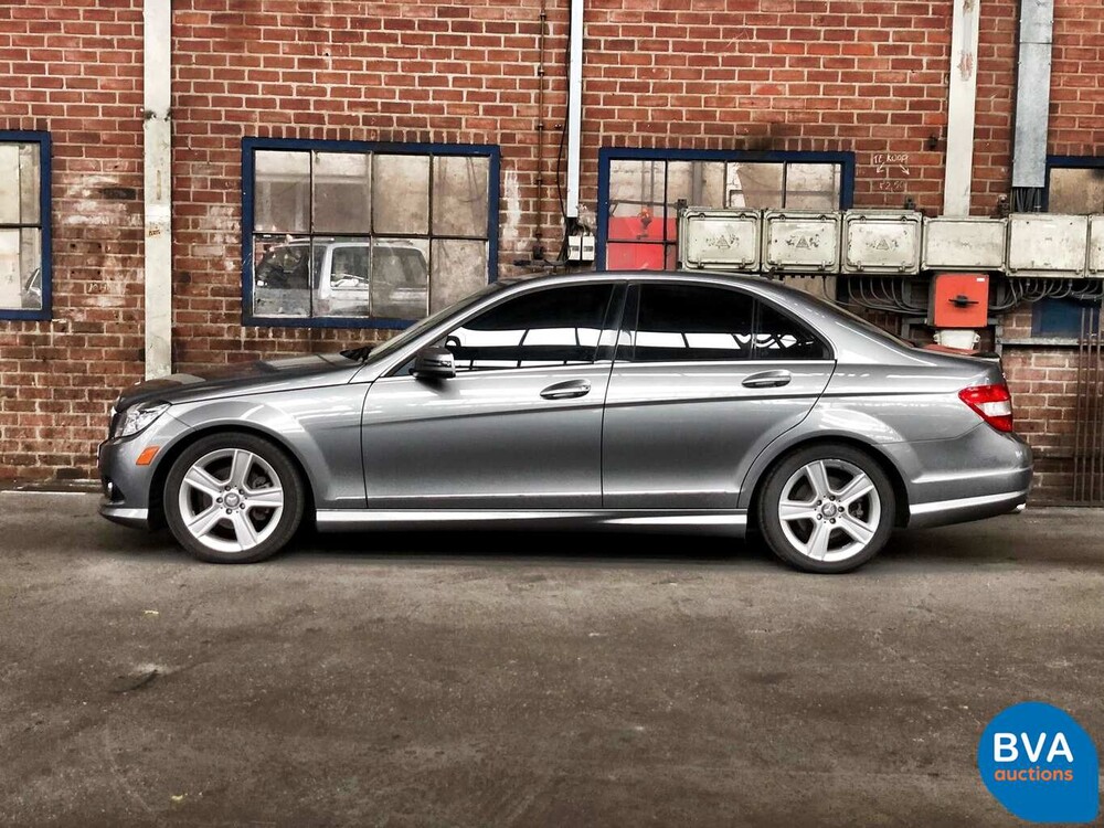 Mercedes-Benz C300 Limousine V6 231 PS C-Klasse 2010, J-380-TH.